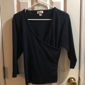 ✨4 for $25✨ navy blue top